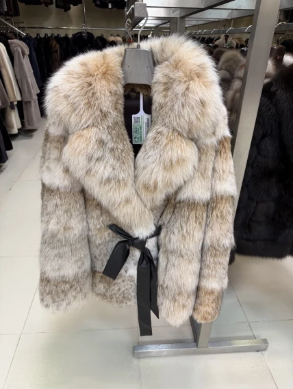 Женская шуба из меха рыси 850 -016, натуральный, размер 54, артикул 65520-0