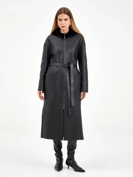 Длинная женская дубленка с капюшоном 2071, черная, размер 50, артикул 65060-4