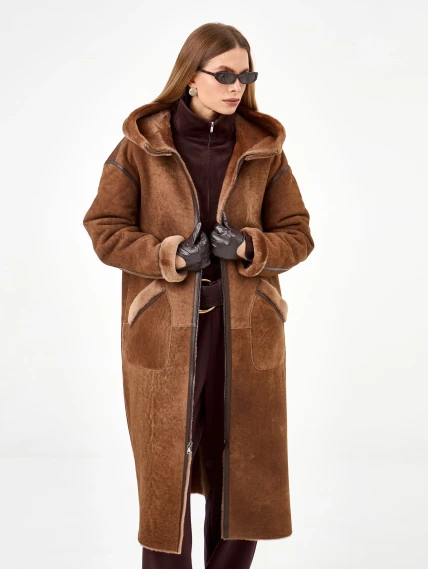 Длинная женская дубленка с капюшоном 2073, коричневая, размер 46, артикул 65240-7