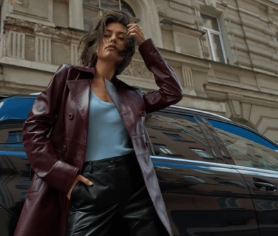 С чем носить бордовый цвет: гид по самым стильным сочетаниям