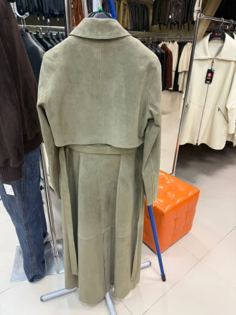 Зеленый женский замшевый плащ премиум класса 3103з-1