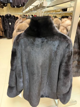 Короткая женская норковая шуба Москвичка-51593-1